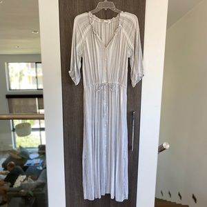 Gap striped button front maxi white gray